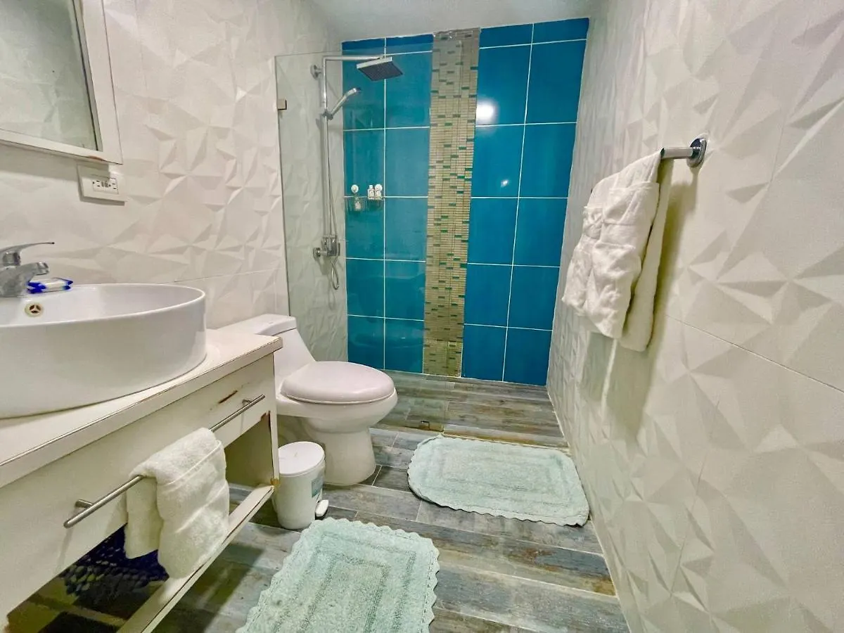 2 Bedroom At The Marbella Towers Beachfront Num1705 Juan Pedro Appartement